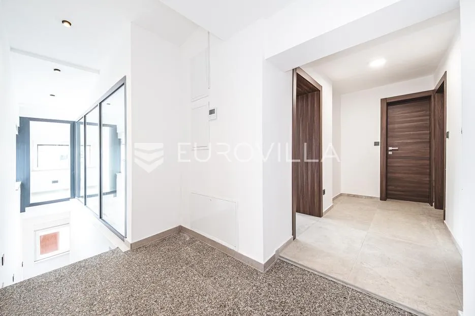 zagreb, srednjaci, novoadaptiran četverosoban stan, neto površine 81 m² - slika 4