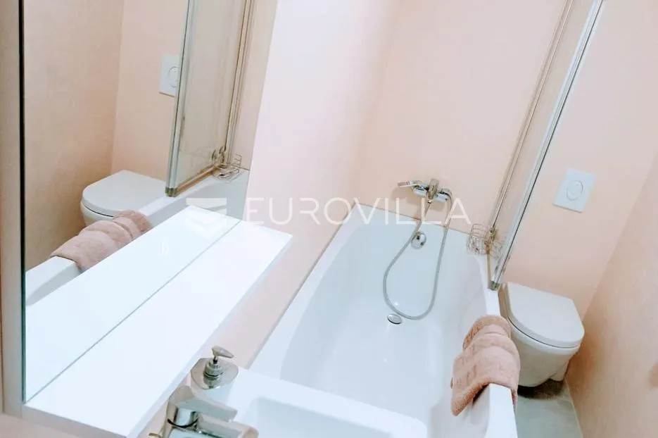 renovirana kamena kuća u okolici pule - slika 13