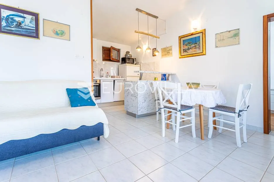 ražanj, mediteranska kuća s uređenom okućnicom, 150m od mora - slika 7