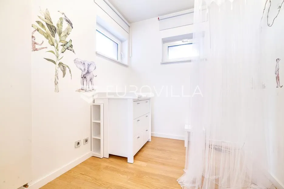 zagreb, maksimir, obiteljska kuća s bazenom 480 m2 - slika 3