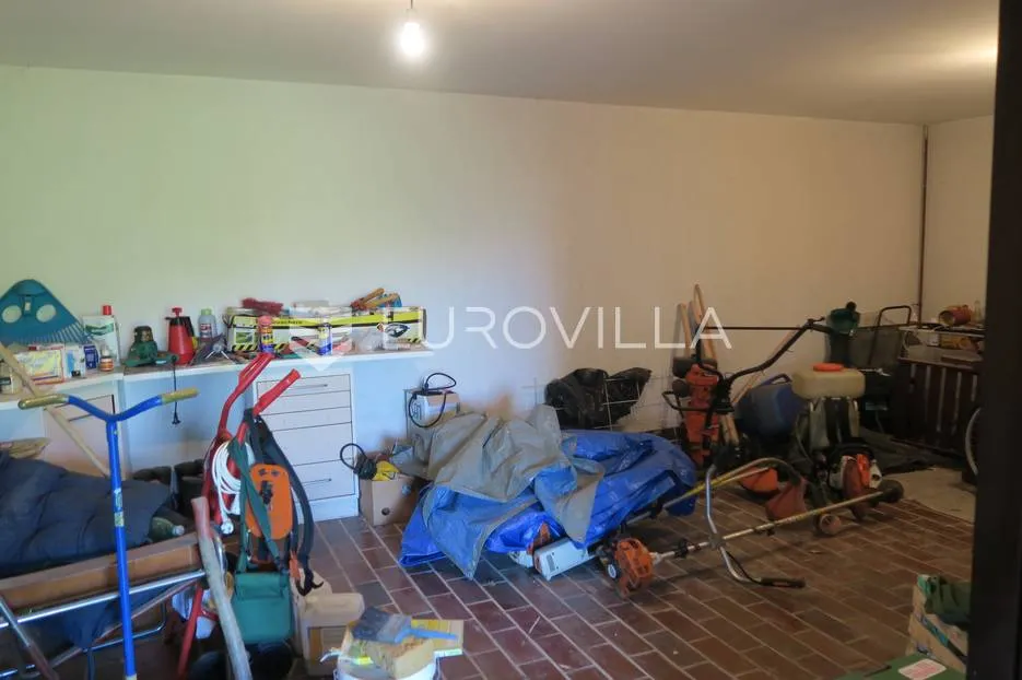 zagreb, zelenjak, obiteljska kuća 500m2 - slika 4