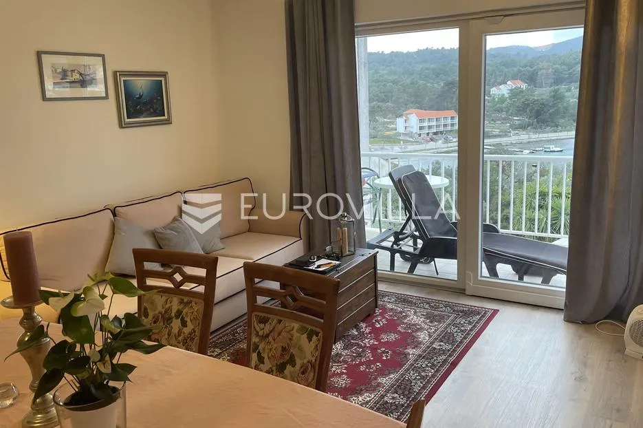 otok korčula, lumbarda, dvoetažni stan površine 127 m², 2 red uz more - slika 9