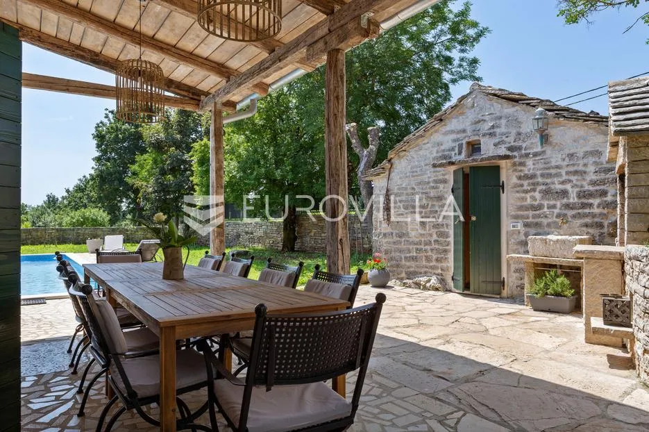 istra, gračišće, autentična istarska kuća s bazenom, kažunom i potpunom privatnošću - slika 28