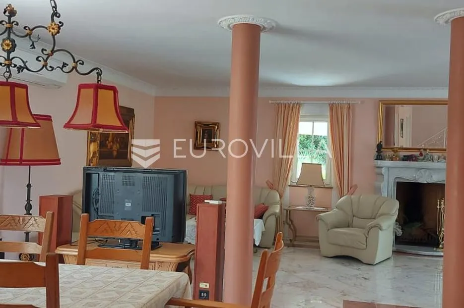 istra, pješčana uvala, vila s okućnicom prvi red do mora - slika 4