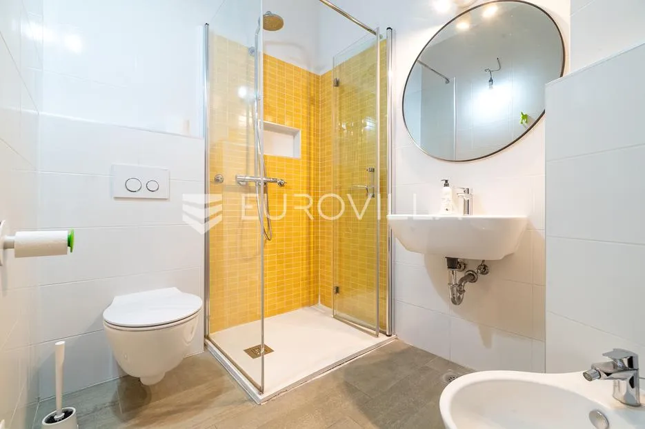 zagreb, maksimir, komforan šesterosoban stan/poslovni prostor 160 m² - slika 10