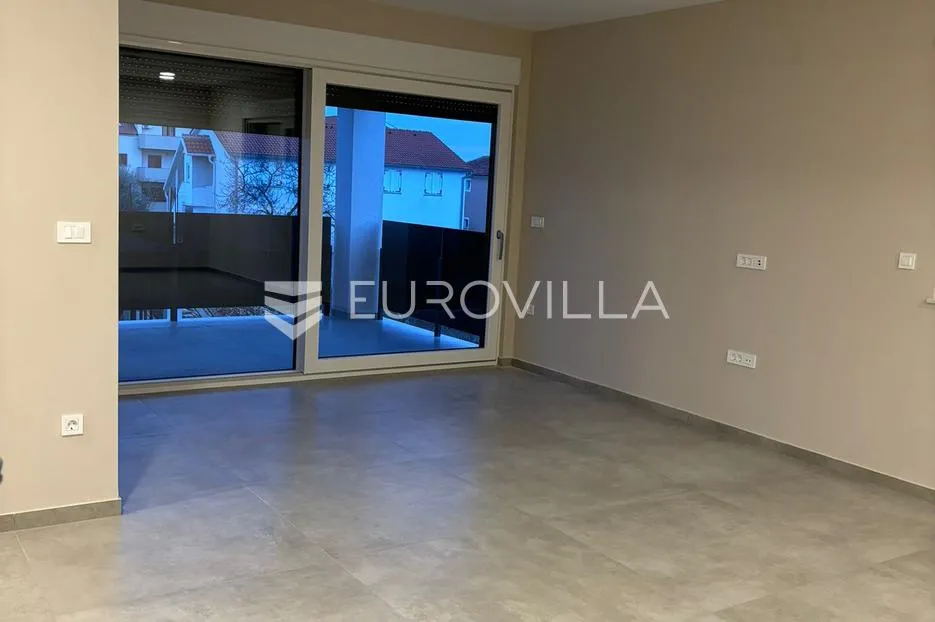 zadar, privlaka, luksuzno opremljen dvosoban stan 65,90 m² s vrtom - slika 6