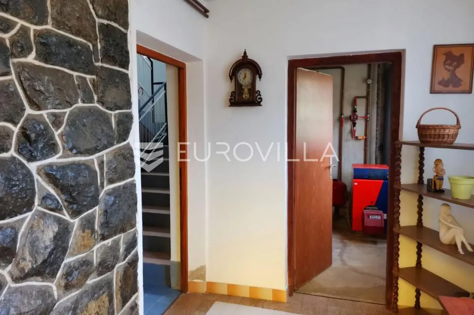 netretić, jarče polje, kuća 240 m² - slika 6