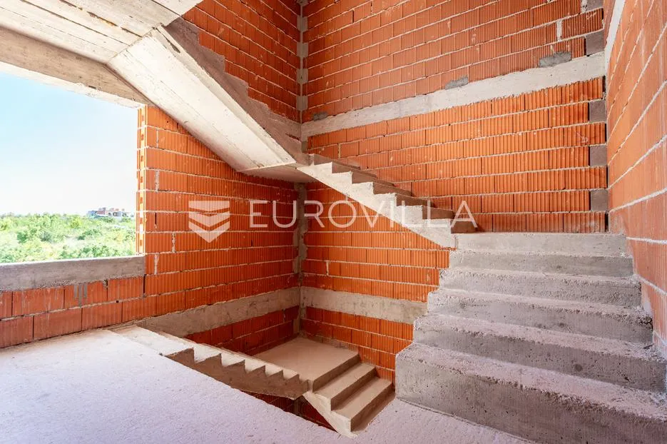 vodice, prekrasan trosoban penthouse s pogledom na more, 143,31 m² - slika 22