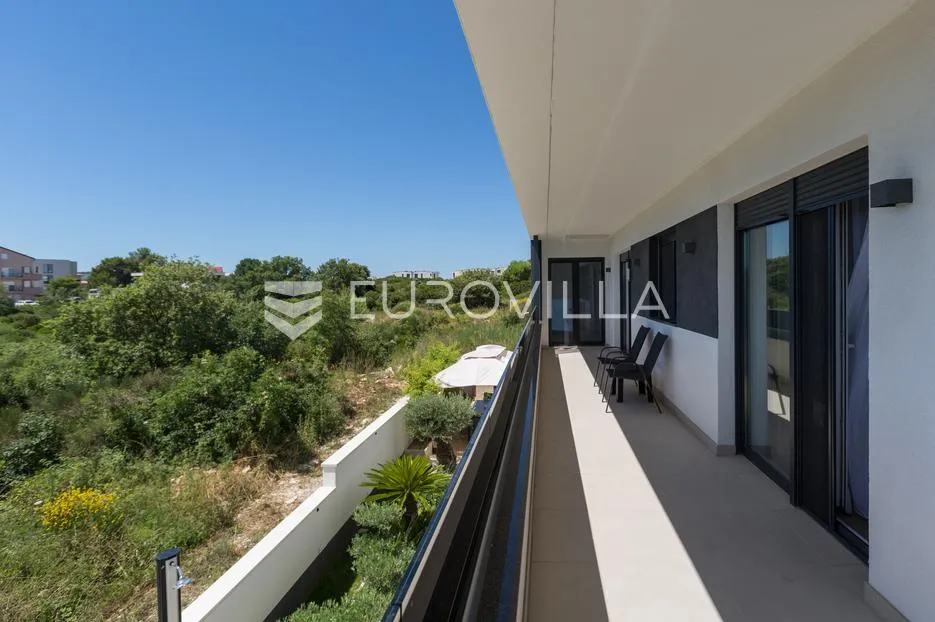istra, medulin, moderna elegantna vila 200 m² blizu mora i plaža - slika 22