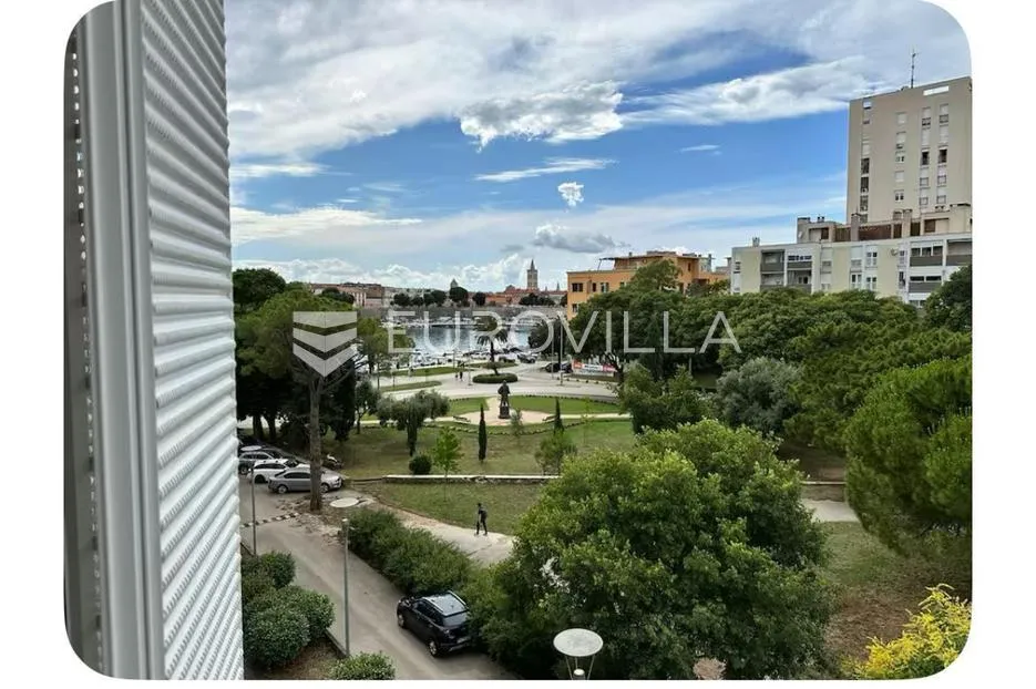 Zadar, Branimirova obala, prekrasan stan s pogledom na more
