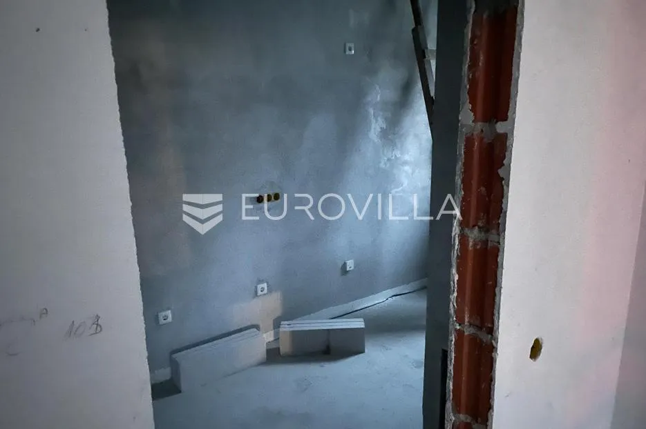 sesvetski kraljevec, poslovni prostor 115 m² za polikliniku/ordinaciju i sl - slika 4