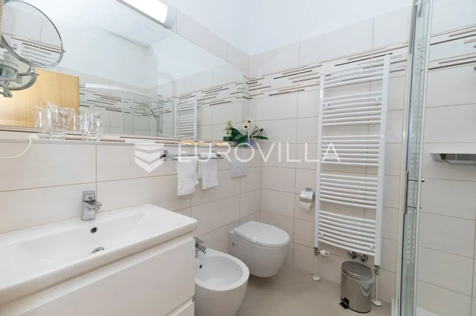 g.kotar, ravna gora, uhodani turistički objekt 1500 m² na parceli od 3799 m² - slika 31