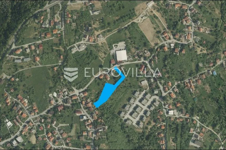 Borčec, zemljište ukupne površine 2973 m2, za gradnju 400 m2 GBP