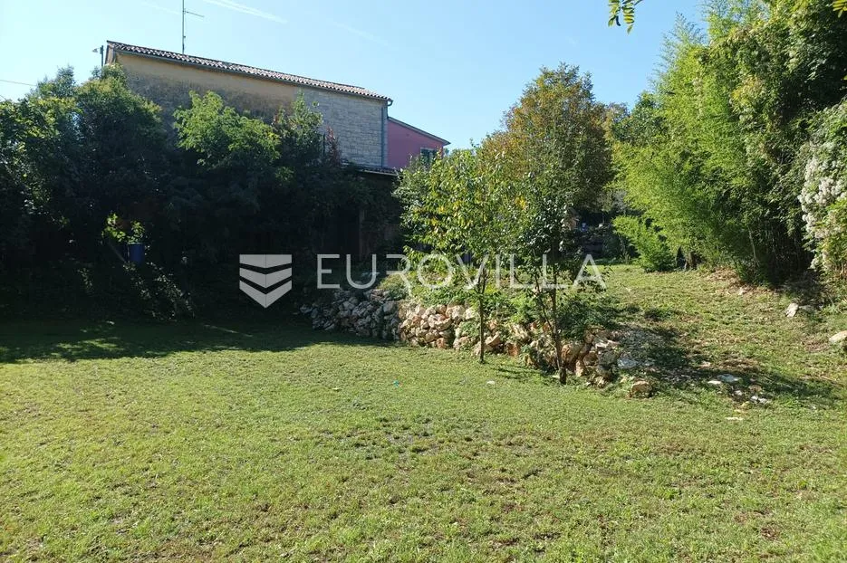 istra, višnjan, dugoročni najam kuće s dvije spavaće sobe, bazenom i velikom okućnicom - slika 38