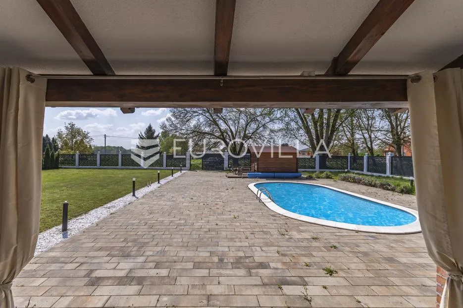 trnovec bartolovečki, šemovec, prekrasna kuća površine 290 m² - slika 3