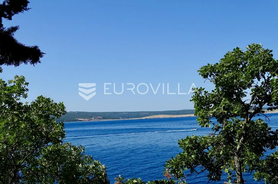 Dramalj, prvi red do mora,3.980 m² terena za luksuzni hotel