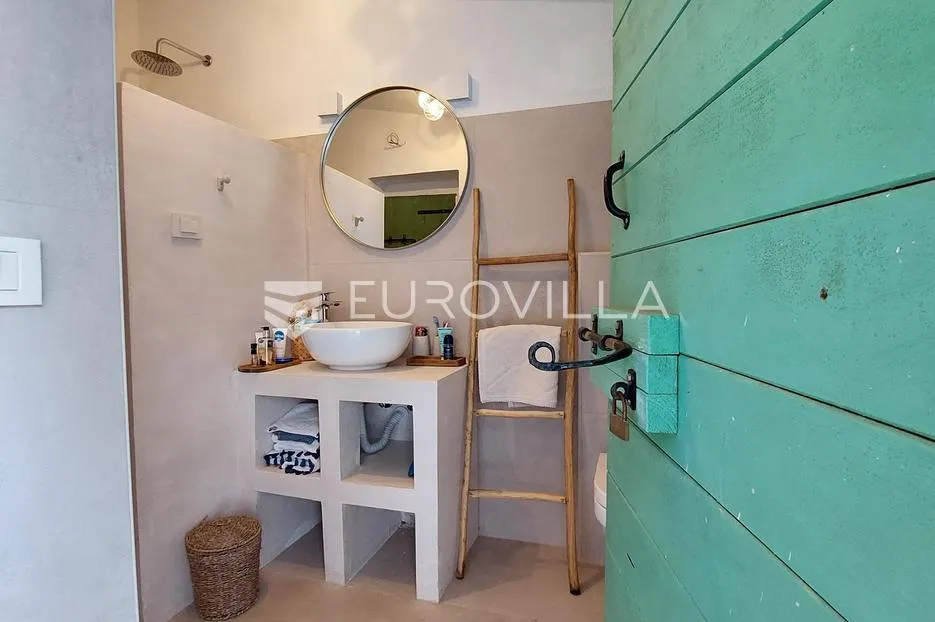istra, svetvinčenat, imanje s dvije kamene kuće i okućnicom od 2.272 m² - slika 12