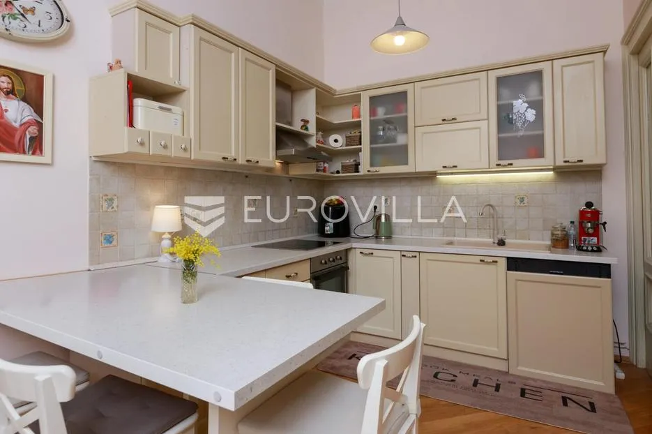 pećine, stan 107, 22 m², okućnica i terasa 30m od mora - slika 4