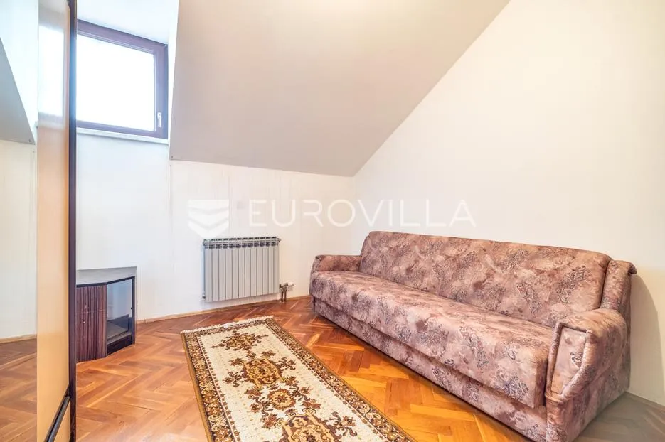 zagreb, granešina, stambeno, poslovna kuća s okućnicom, 377 m² - slika 16
