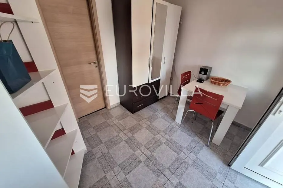 rijeka, bulevard, stan 34 m² s okućnicom i pogledom na more - slika 6