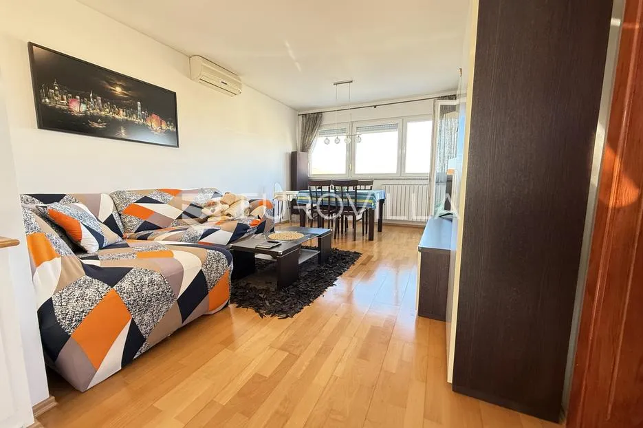 Fažana, Valbandon - dugoročni najam osunčanog trosobnog stana, 2.kat, 70.20 m2 - 600 m od mora - Valbandon, Fažana