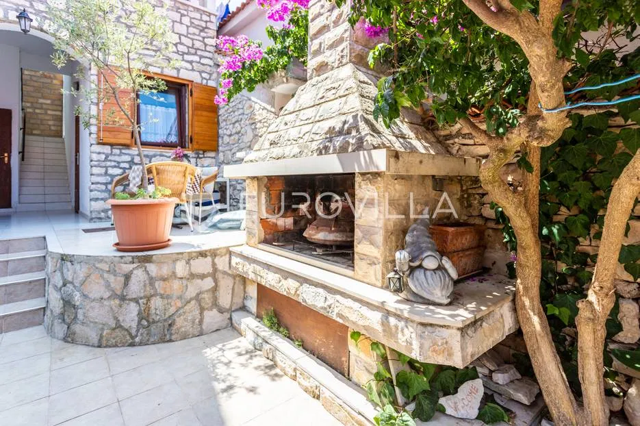 otok brač, kamena kuća s restoranom na vrhunskoj lokaciji - slika 22