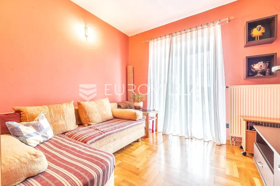 zagreb, sesvete, stambeno poslovna roh bau kuća 410 m2 - slika 6