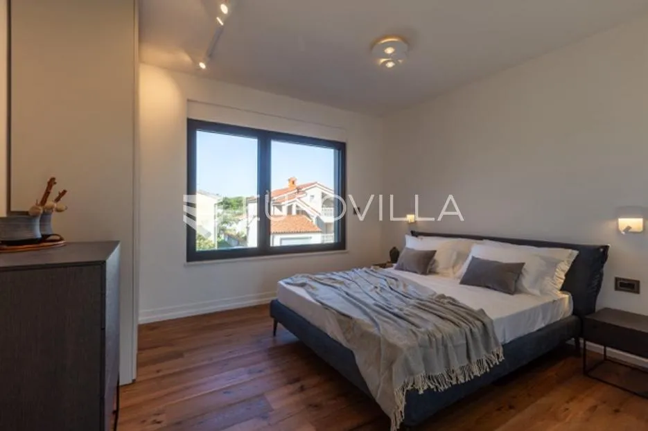 fažana, moderna vila 275 m² na velikoj besprijekornoj okućnici s grijanim bazenom - slika 29