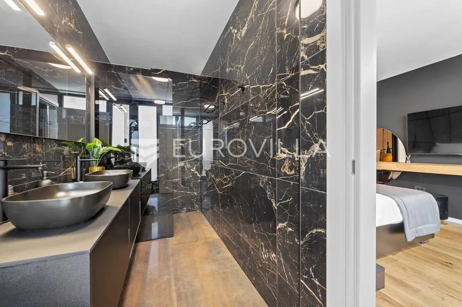 istra, medulin, prekrasna moderna dvojna vila 220 m² - slika 75