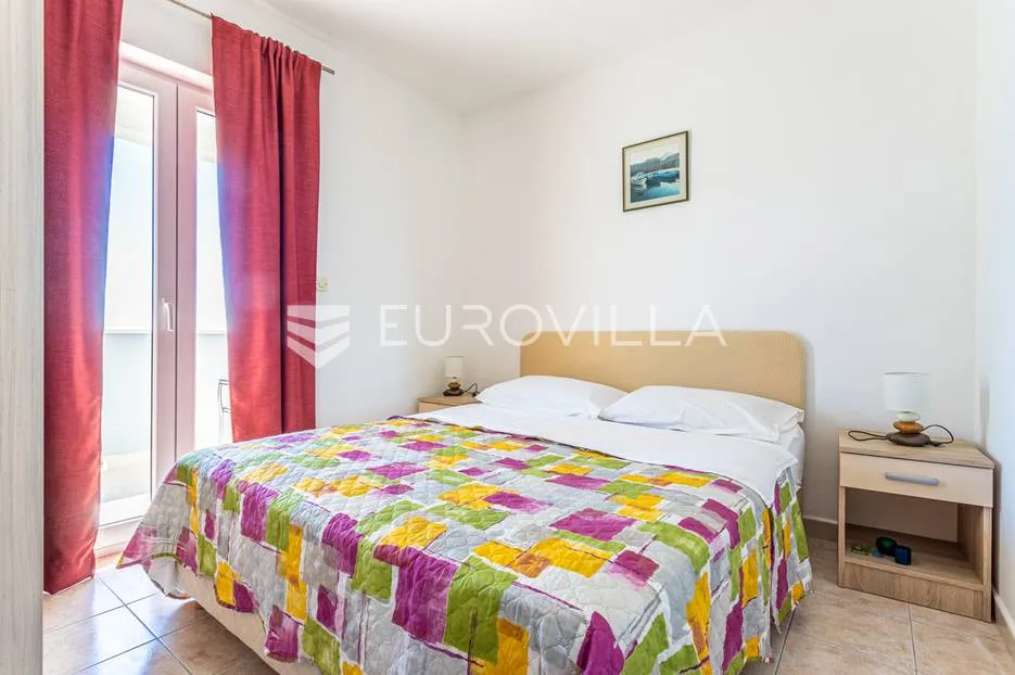 sevid, apartmanska kuća 50 metara od mora - slika 17