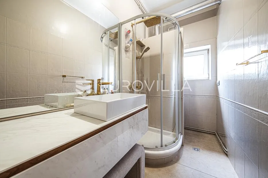 zagreb, maksimir, stambeno, poslovna zgrada 602 m², pomoćni objekt 43 m² - slika 10