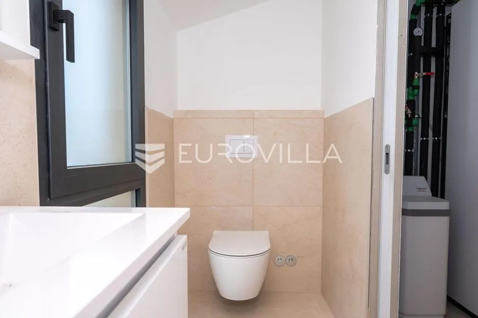 krk, grad krk, penthouse od 141,13 m² u luksuznoj novogradnji - slika 12
