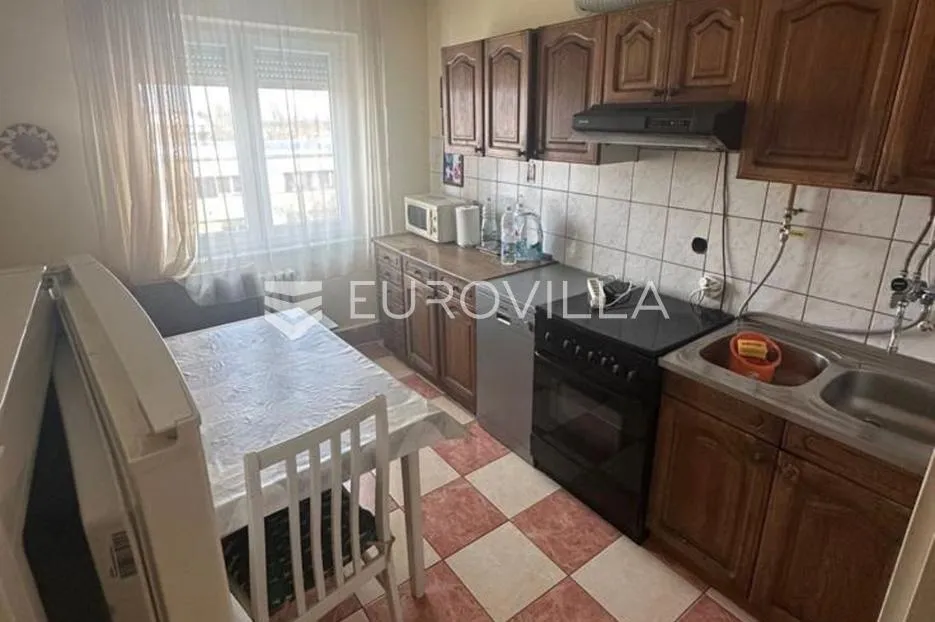 vinkovci, trosoban stan za najam u centru, 110 m² - slika 7