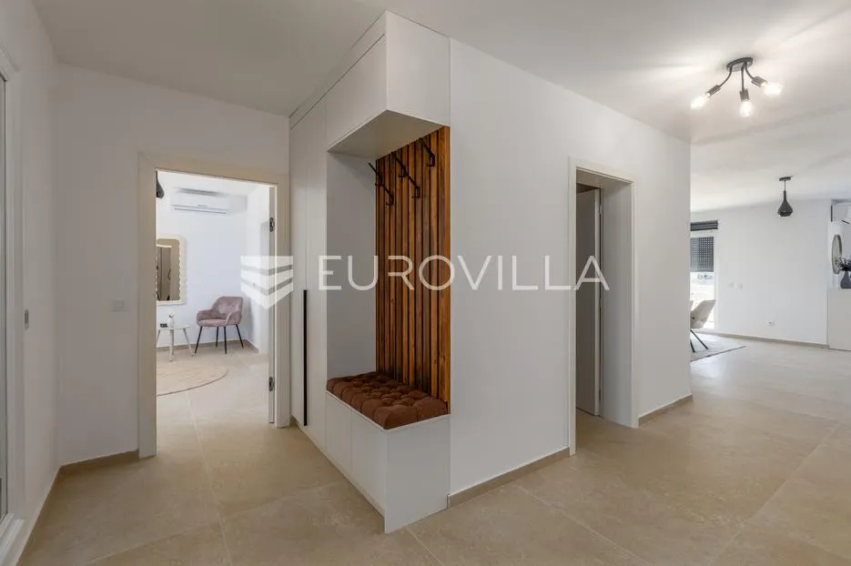 istra, tar, penthouse, tri spavaće sobe, lift, dva parkirna mjesta, novogradnja 191 m² - slika 11