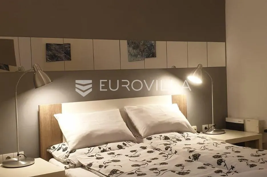 karlovac, centar, stan 112,6 m², novouređen, odlična lokacija - slika 7