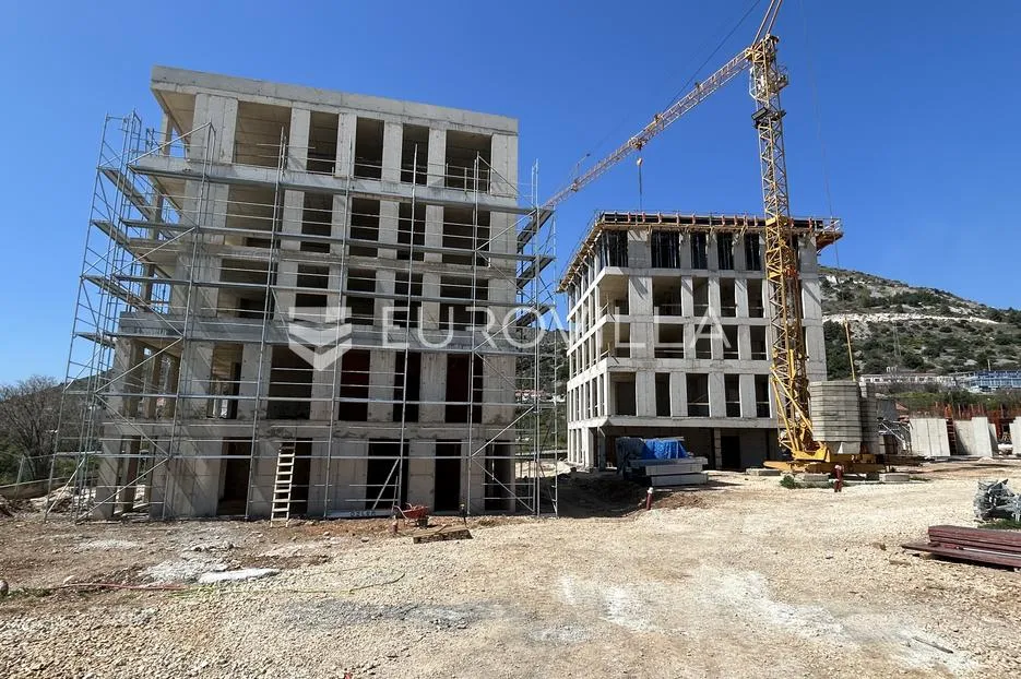 trogir, seget donji, dvosoban stan na drugom katu neto korisne površine 90 m², s4, c - slika 8