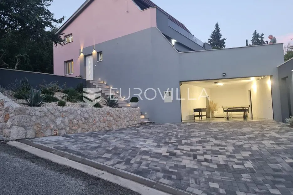 imotski, vinjani donji, prekrasna vila s bazenom - slika 2