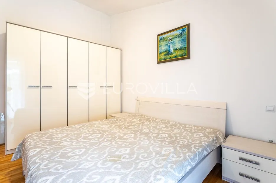 omiš, duće, prostrani dvosoban stan, 109,80 m² - slika 7