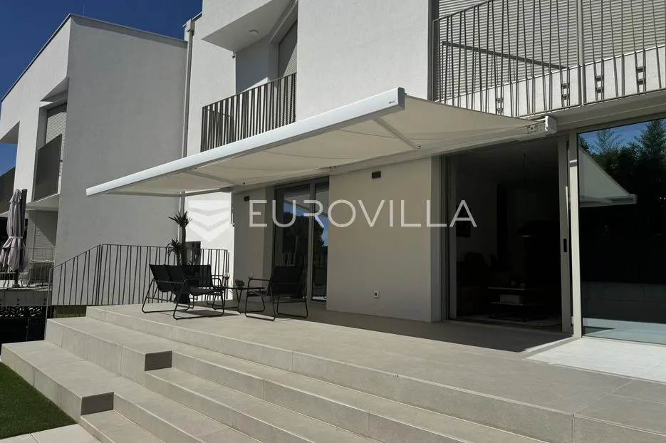 istra, rovinj, moderan stan s dvije spavaće sobe 101 m², vrtom i ograđenim parkirnim mjestom - slika 26