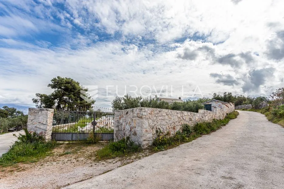 brač, supetar kamena kuća s pogledom na more - slika 20