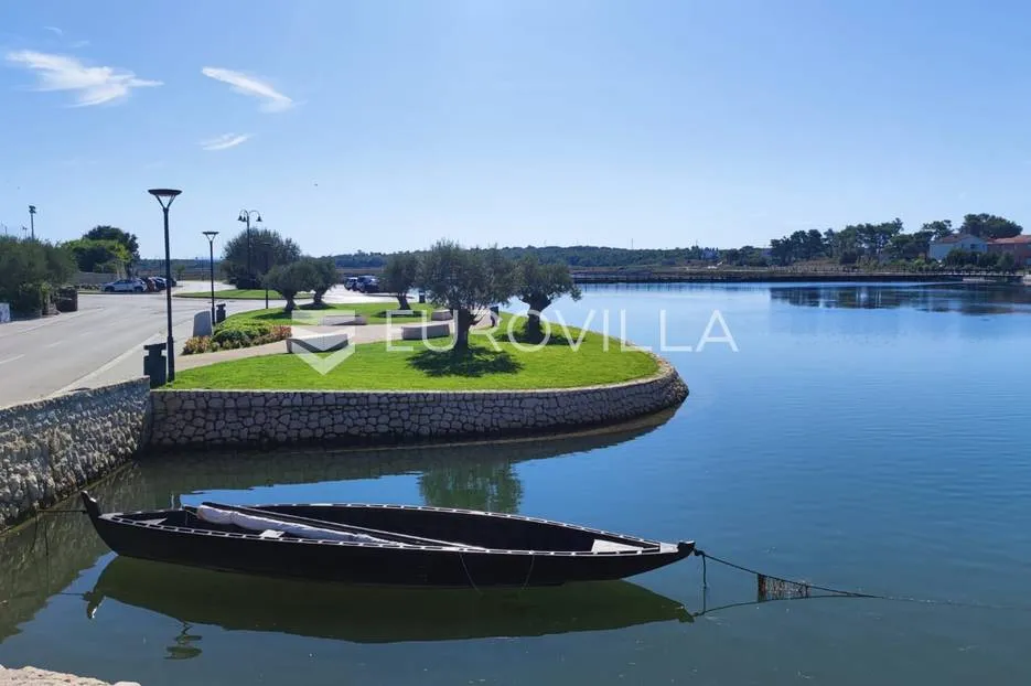 Zadar, Nin, građevinski teren površine 1246 m²