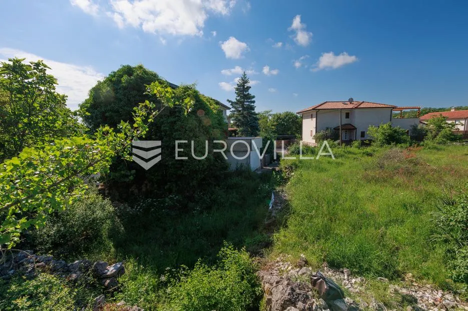 otok krk, gostinjac, ucrtana starina i 3 građevinske čestice površine 950 m² - slika 8