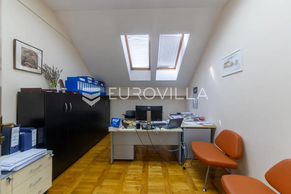 osijek, centar, zakup, opremljena poslovna zgrada 150 m2 - slika 9