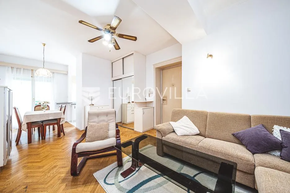 zagreb, centar, uređen trosoban stan površine 57 m² - slika 5
