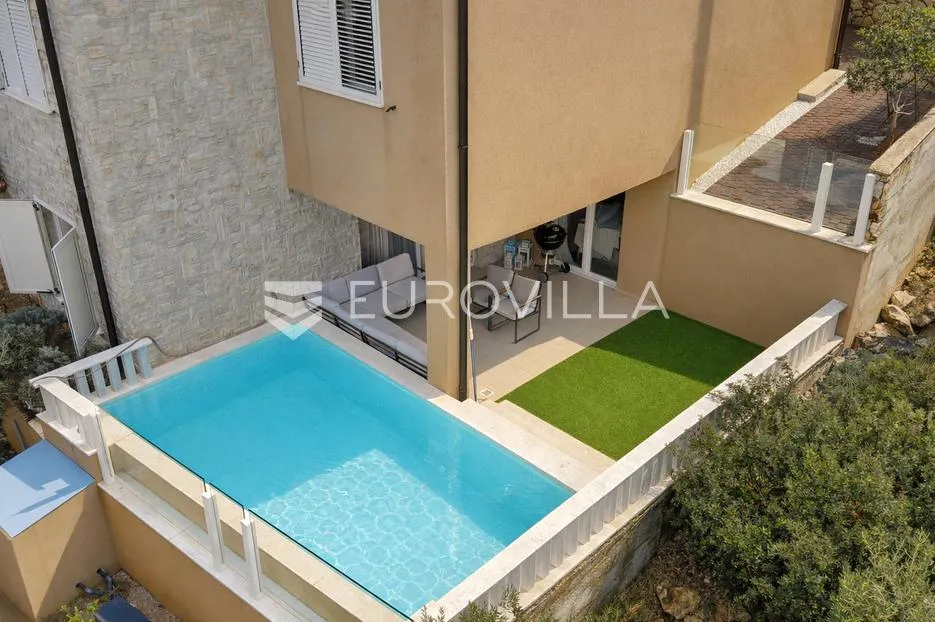betina, prekrasan trosoban stan s bazenom i pogledom na more, 112,75 m² - slika 5
