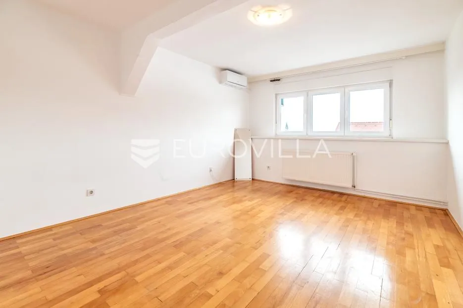 Zagreb, Donji Grad, prekrasan stambeno/ poslovni prostor 80 m²