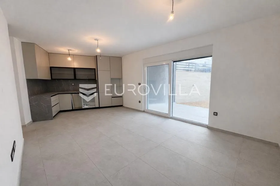 pag, šimuni, dvosoban apartman s vrtom 120 m od mora - slika 4