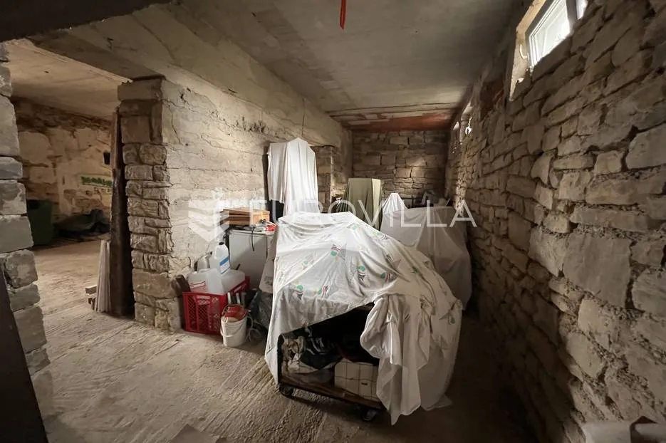 istra, buje, kuća u nizu, 187 m² - slika 16