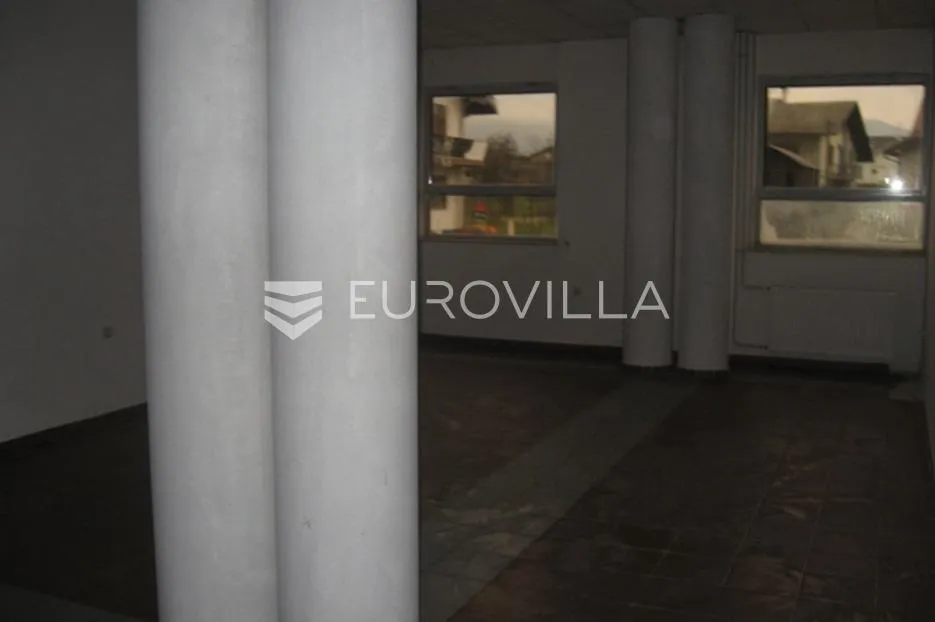 jastrebarsko, centar, poslovni prostor 52 m2 - slika 4