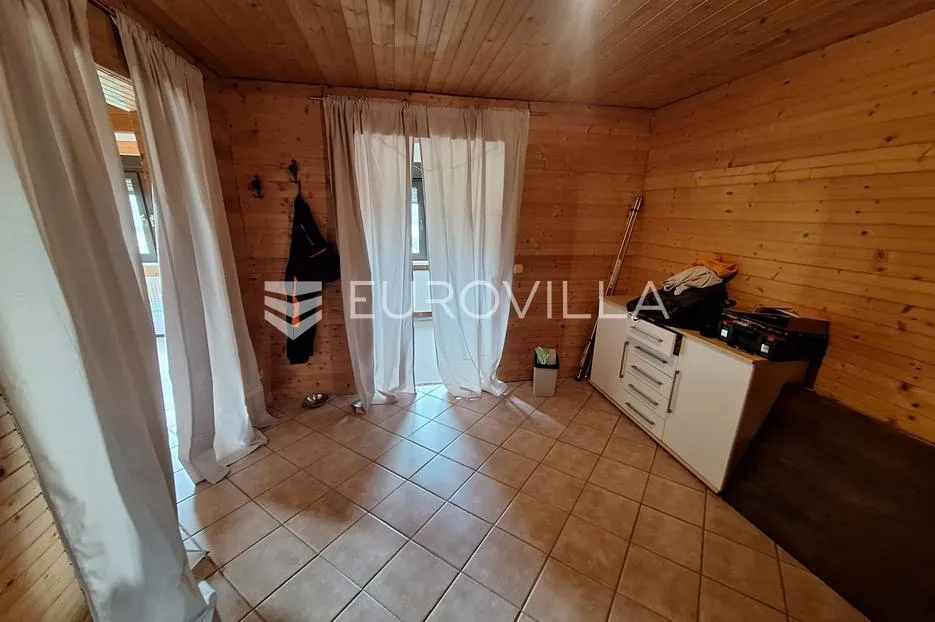 jastrebarsko, plešivica, kuća 266 m² s bazenom na mirnoj lokaciji - slika 7